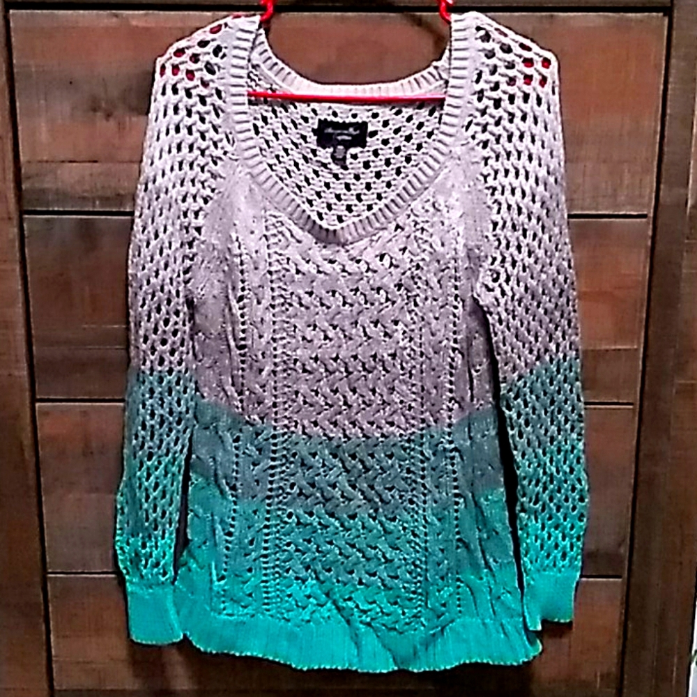 American Eagle Knitted sweater